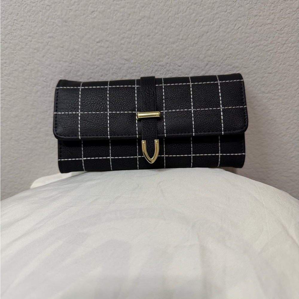 NWT Black Checkered Women's wallet